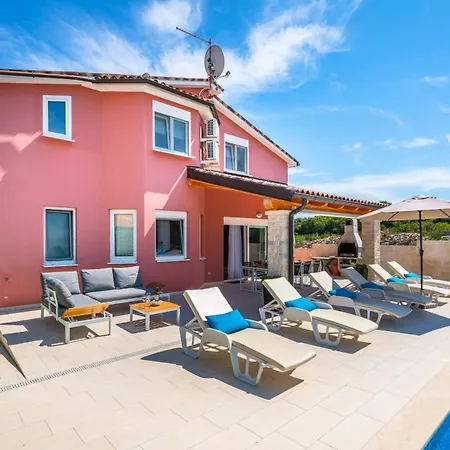 别墅 Family Nicole