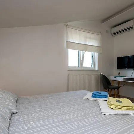 Family Nicole Villa *