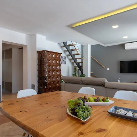 Villa Family Nicole Pula