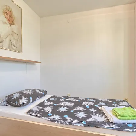 Family Nicole Villa *