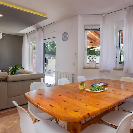 Family Nicole ヴィラ