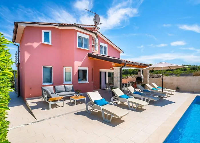 ヴィラ Family Nicole