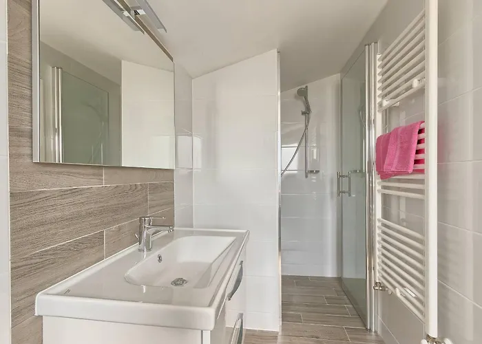 Family Nicole プーラ