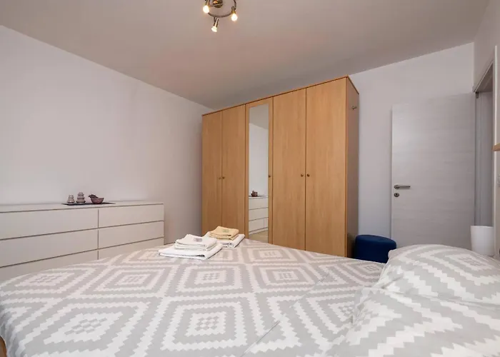 ヴィラ Family Nicole *